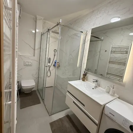 River Walk Sarajevo-ilidza アパート